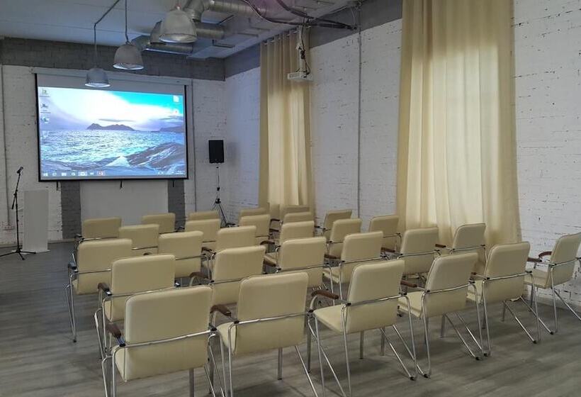 בית מלון כפרי Maxim Park