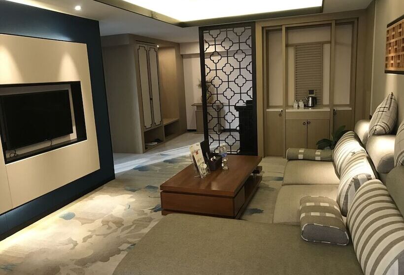 호텔 Metropolis Golf Hot Spring