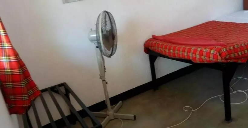 Hotelli Snake Park Campsite