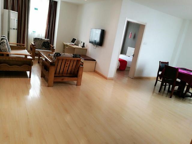 Отель Thank Inn Chain Jiangxi Fuzhou Linchuan No.1 Middle School