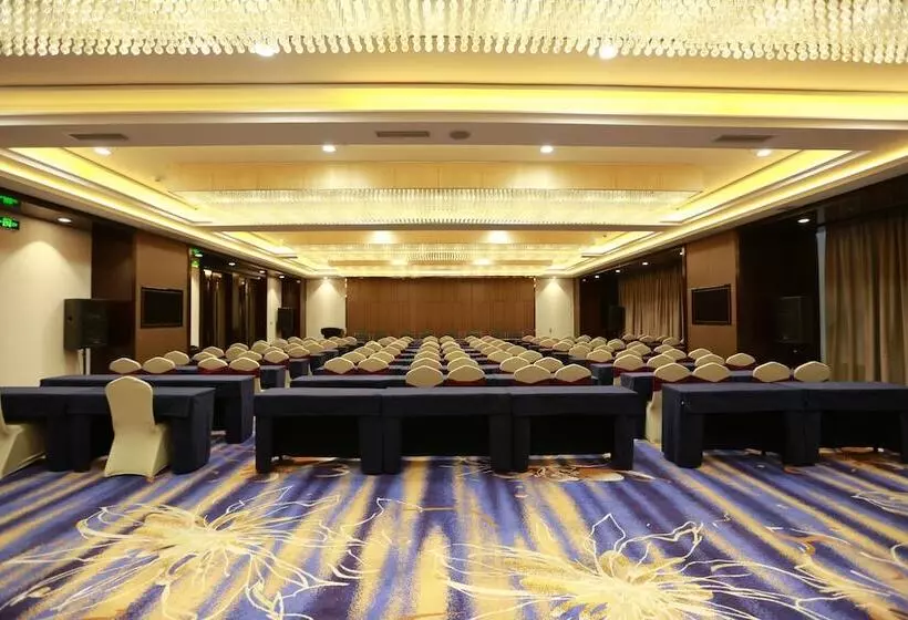 Hotelli Tianyue Minshan