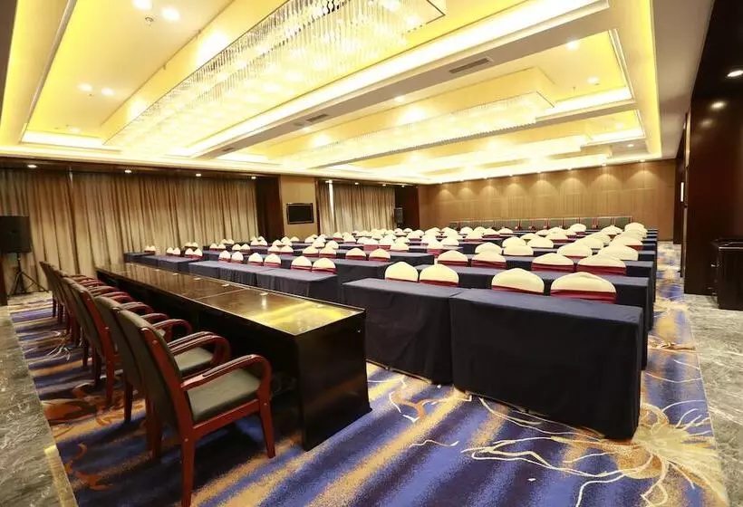 Hotelli Tianyue Minshan