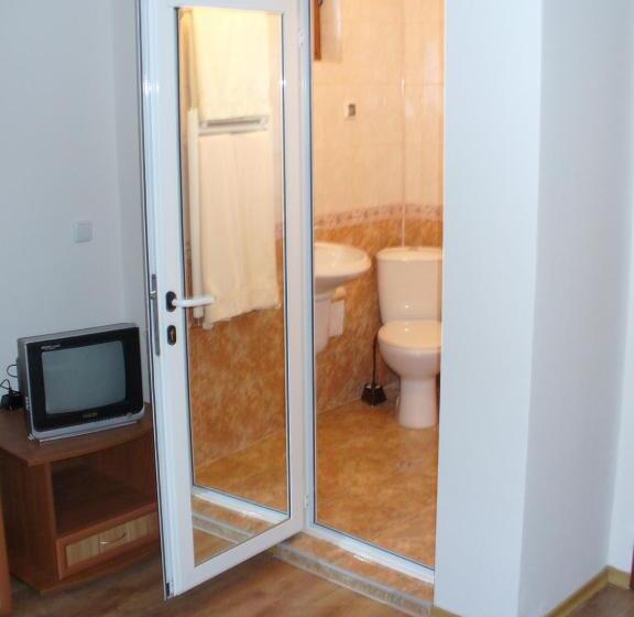 Пансион Guest House Alfa Daniel