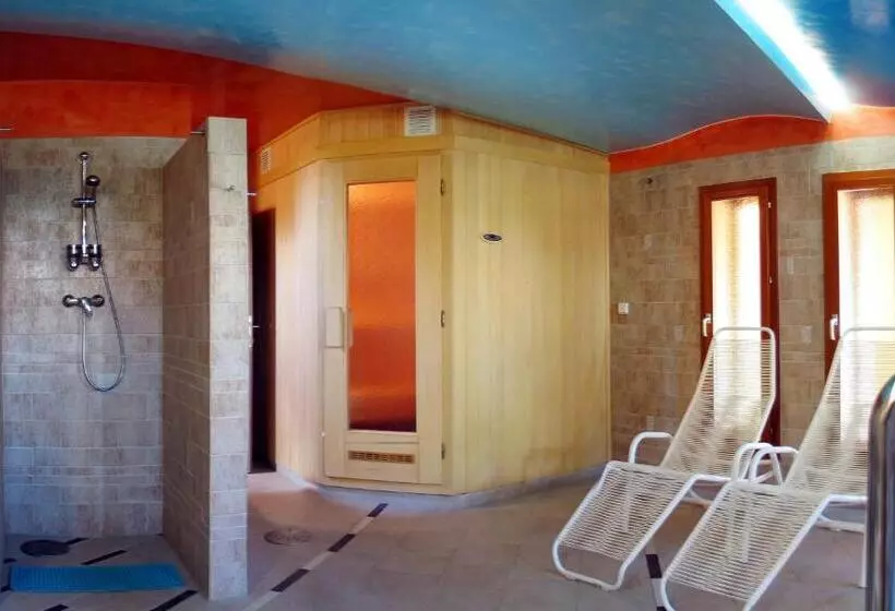 Majatalo Penzion U Pejtrika