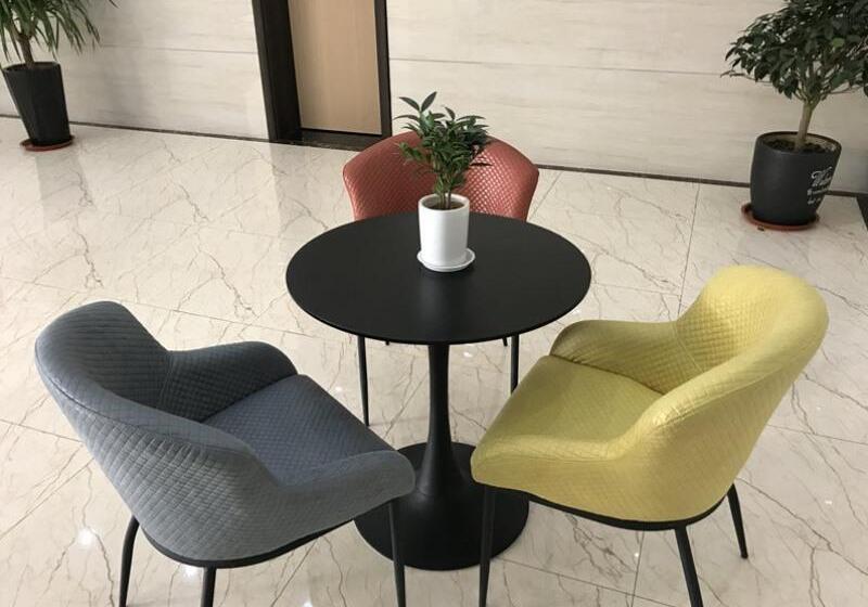 호텔 Greentree Inn Laiwu Gao International Trade City Business