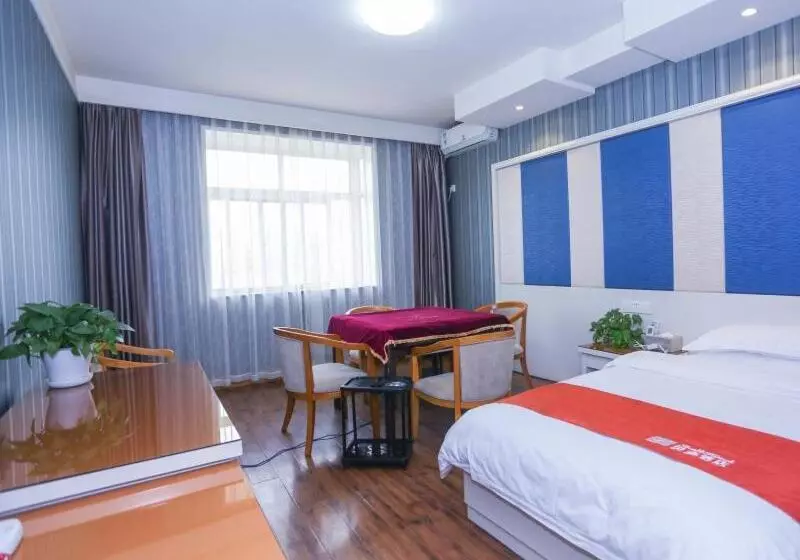 Hotelli Shell Macheng Bus Terminal