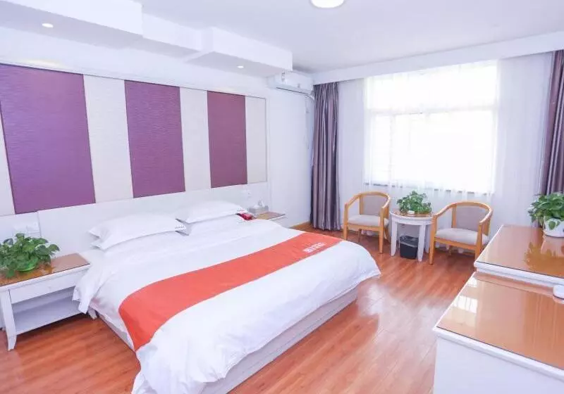 Hotelli Shell Macheng Bus Terminal