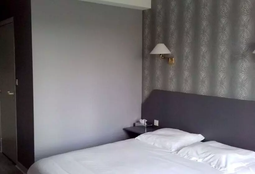 Отель Auberge Saint Thegonnec