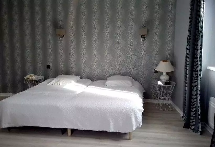 Отель Auberge Saint Thegonnec