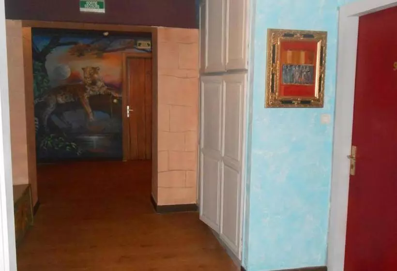 هتل Le Logis Du Pré Braheux