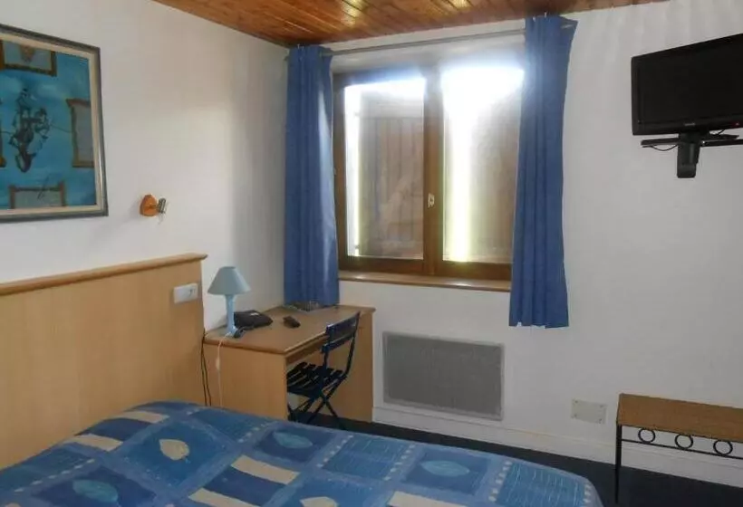 هتل Le Logis Du Pré Braheux