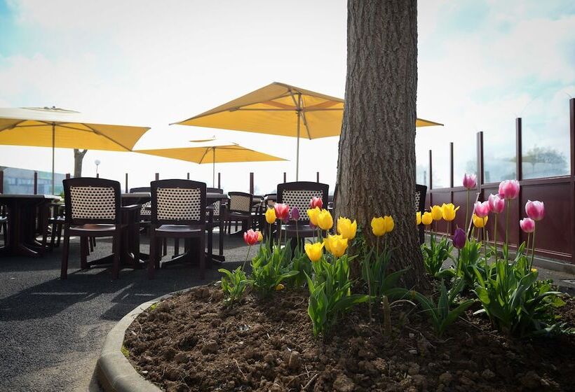 ホテル Restaurant Le Sainte Mere