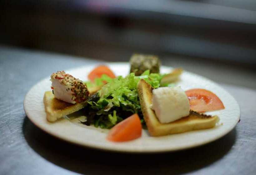 ホテル Restaurant Le Sainte Mere