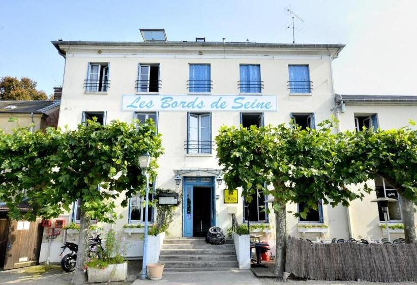 ホテル Logis Hôtel & Restaurant   Les Bords De Seine