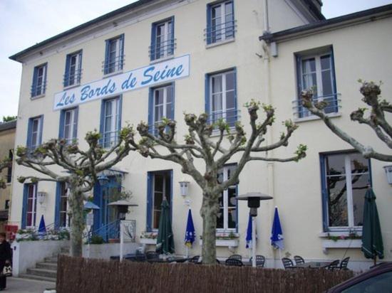ホテル Logis Hôtel & Restaurant   Les Bords De Seine