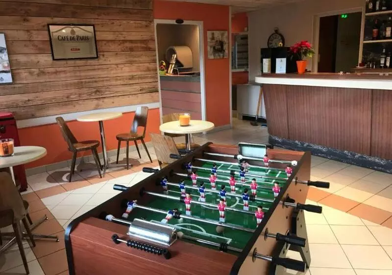 בית מלון כפרי Les Chenes