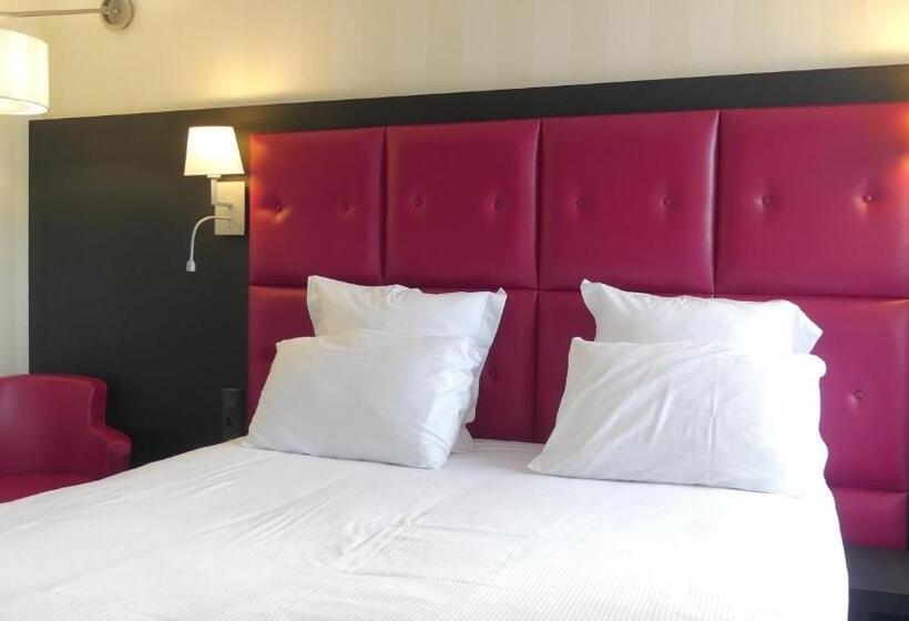 Hotel Logis Hôtel Saint Guirec Et De La Plage