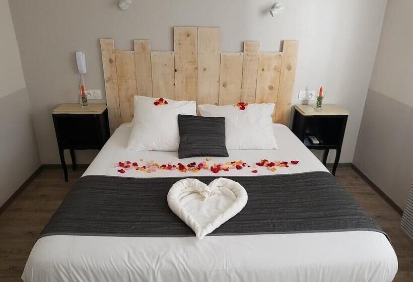 酒店 Logis Le Nid Du Pont De Gau