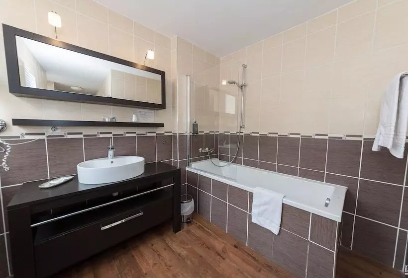 בית מלון כפרי Relais Lorraine Alsace Pere & Fils