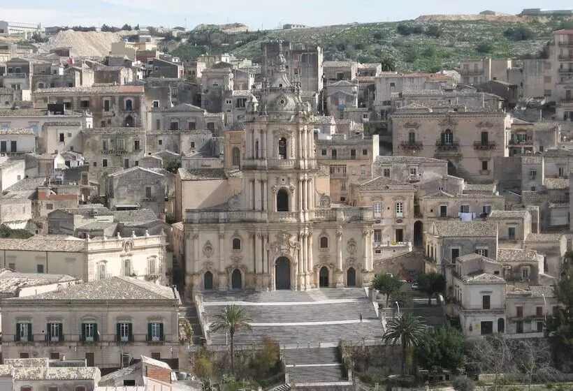 Aamiaismajoitus (B&B) Giogaia