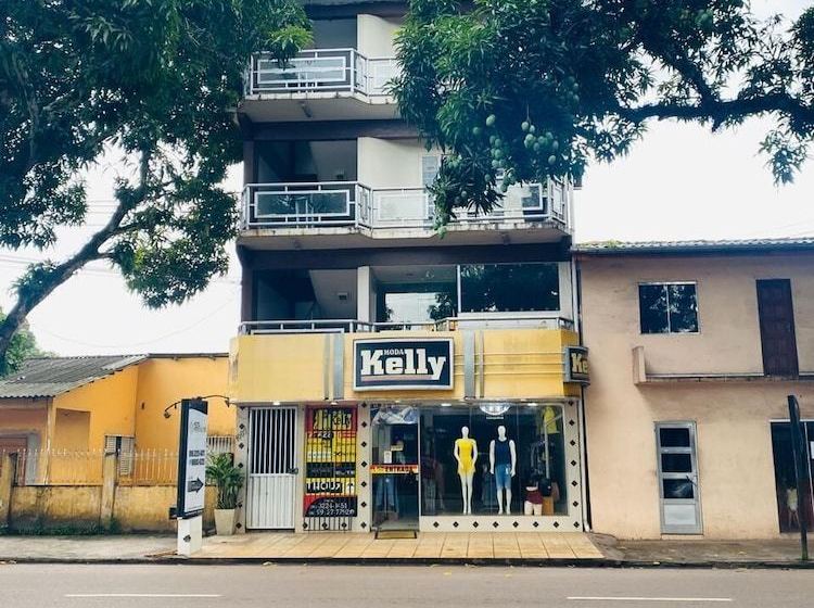 ホテル Versailles