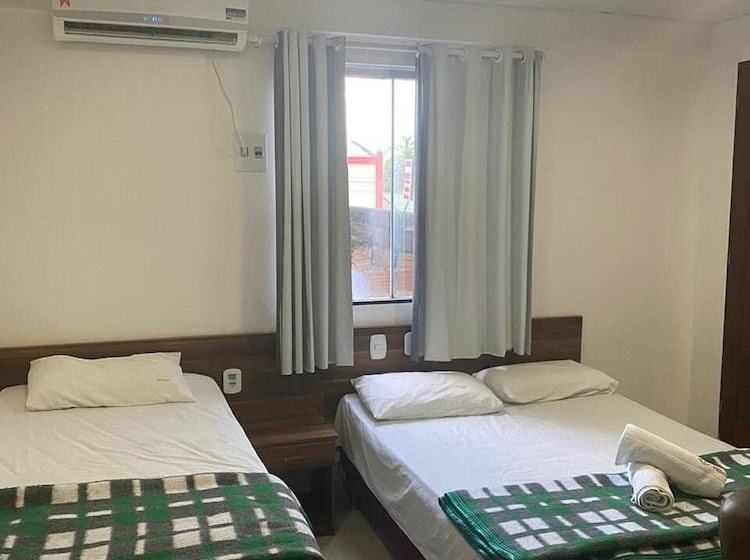 ホテル Versailles