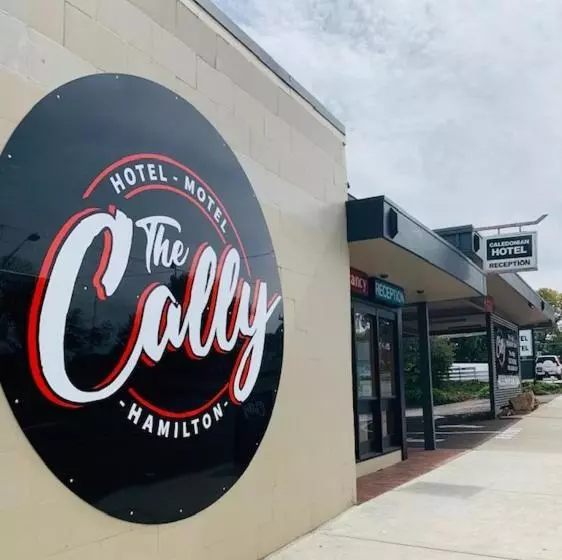 Caledonian Hotel Motel