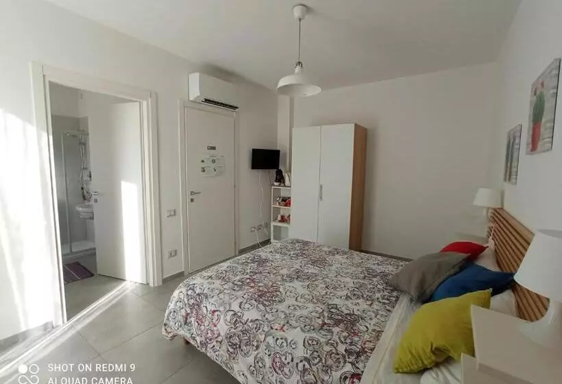 ベッドアンドブレックファースト Adagiostay