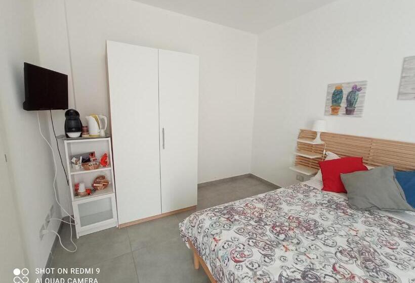 مبيت وإفطار Adagiostay