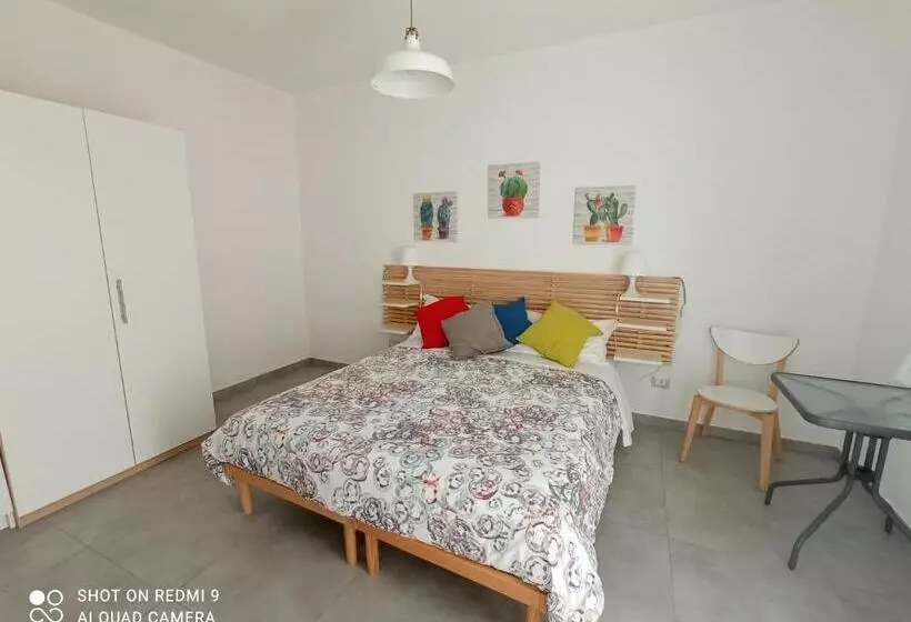 ベッドアンドブレックファースト Adagiostay