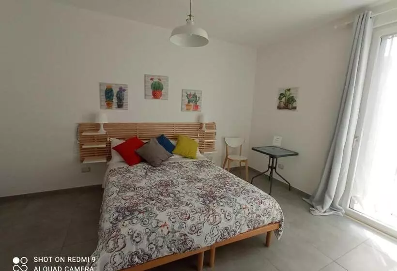 ベッドアンドブレックファースト Adagiostay