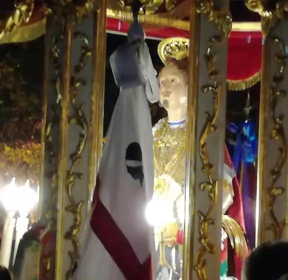 ベッドアンドブレックファースト Adagiostay