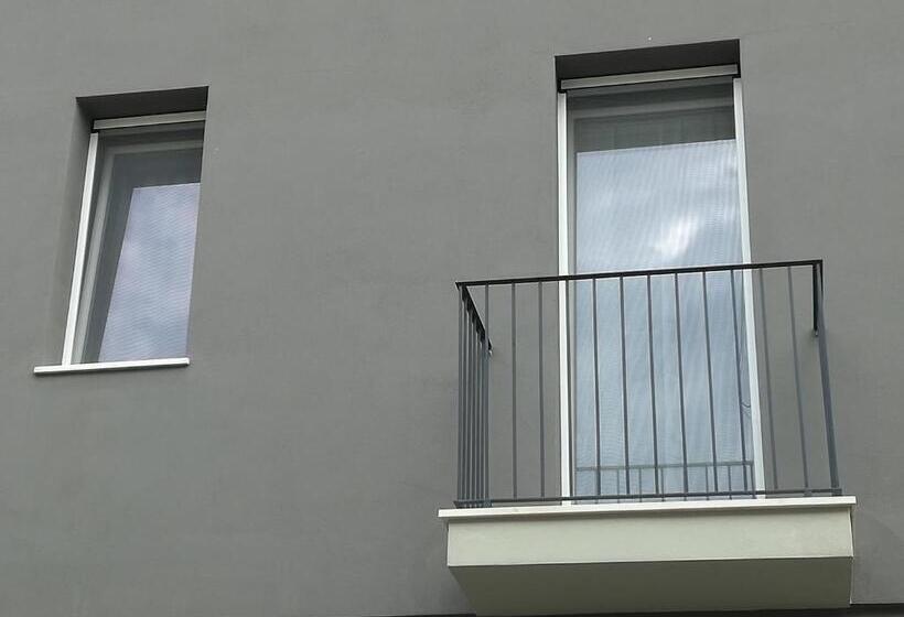 مبيت وإفطار Adagiostay