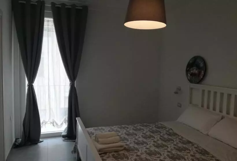 ベッドアンドブレックファースト Adagiostay