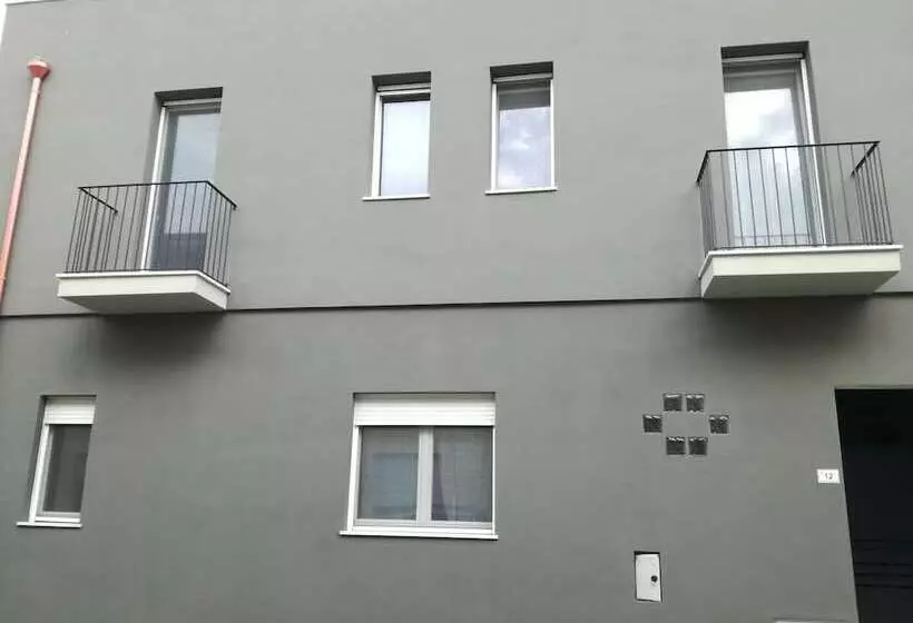 ベッドアンドブレックファースト Adagiostay