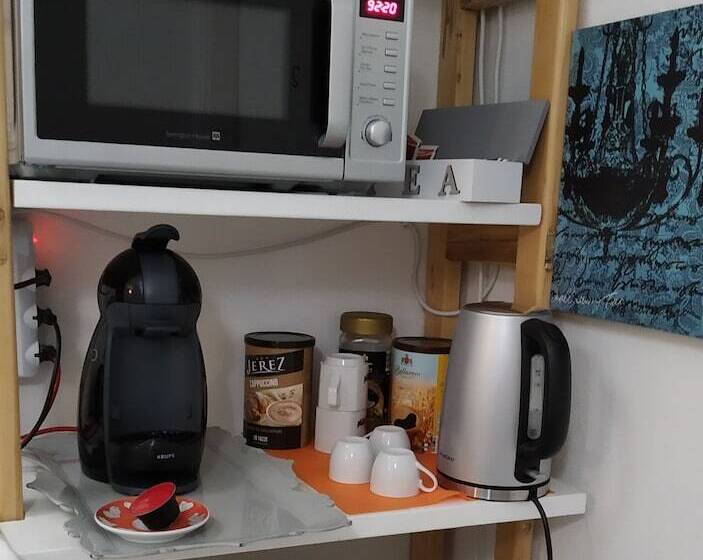 مبيت وإفطار Adagiostay