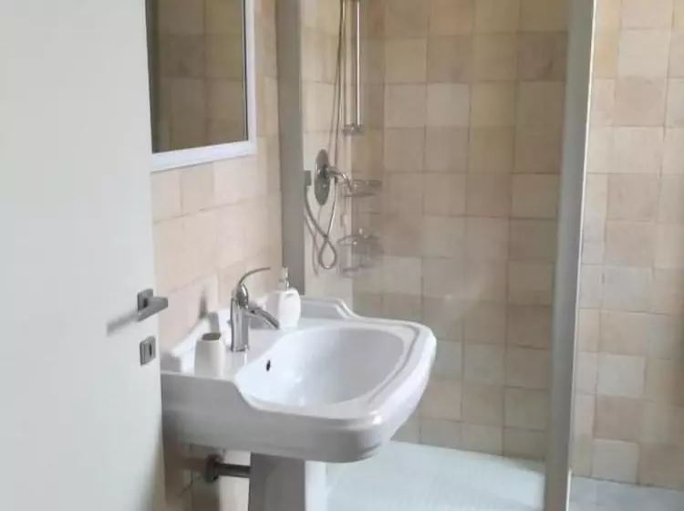 ベッドアンドブレックファースト Adagiostay