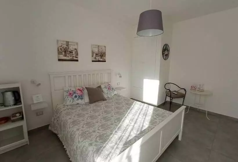 ベッドアンドブレックファースト Adagiostay