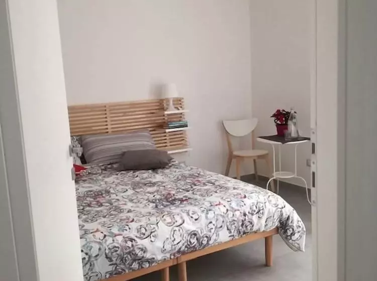 ベッドアンドブレックファースト Adagiostay