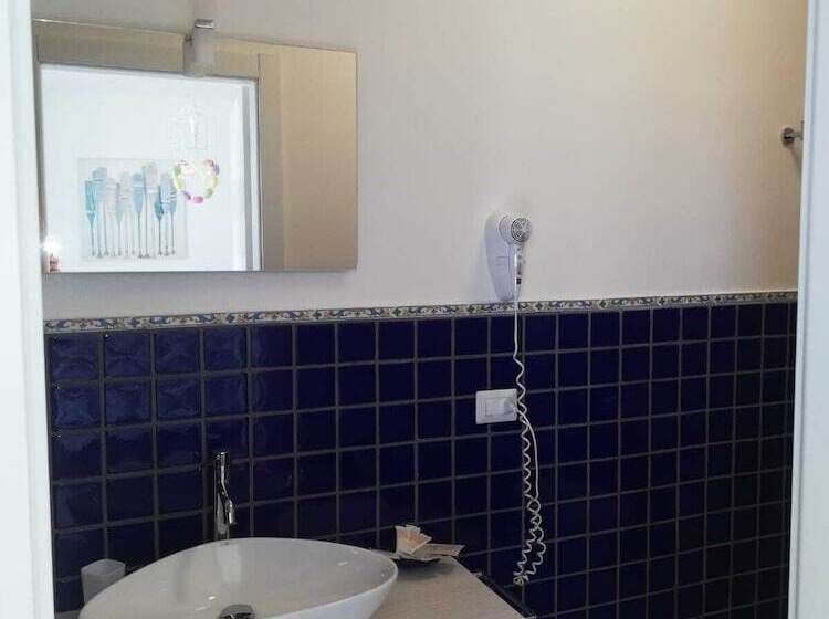 مبيت وإفطار Coast To Coast Salento Sea Rooms