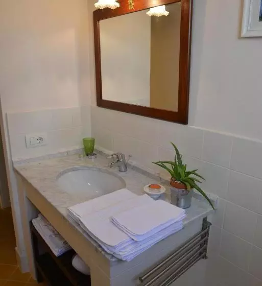 Aamiaismajoitus (B&B) Corte Dei Salentini