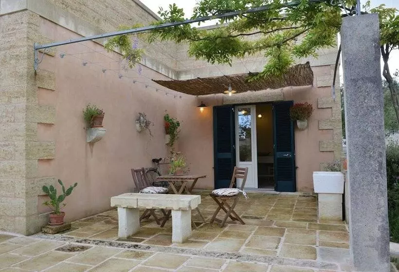 Aamiaismajoitus (B&B) Corte Dei Salentini