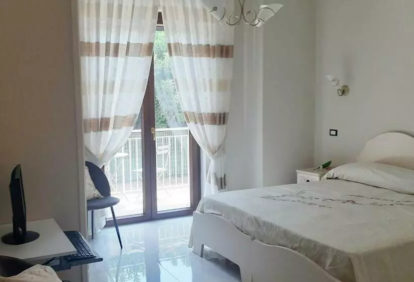 Aamiaismajoitus (B&B) Domus In Fonte