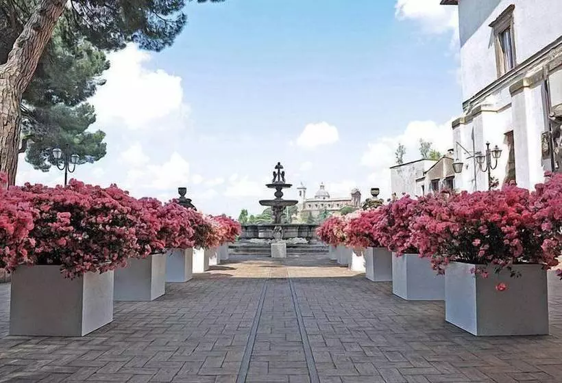 تختخواب و صبحانه Torre Di Vico Residenza D'epoca