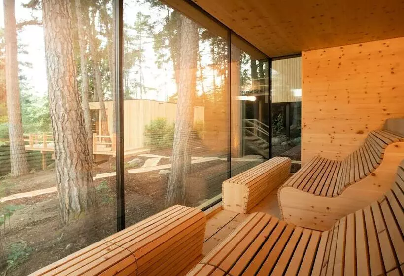 Hotelli Adler Lodge Ritten