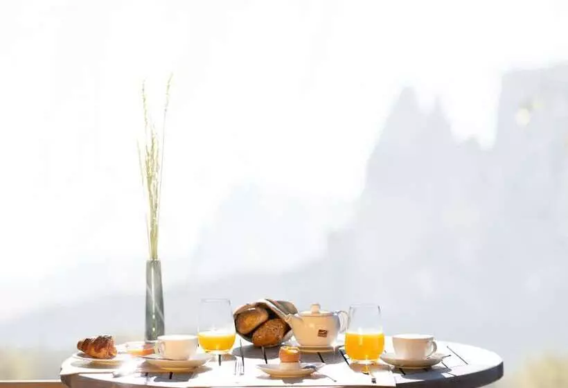 Hotelli Adler Lodge Ritten