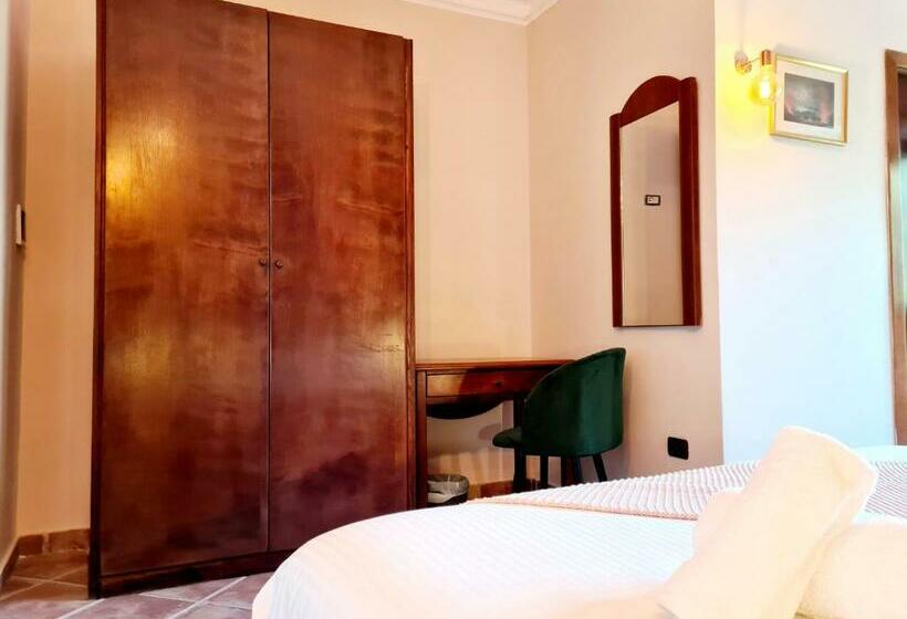 Hotel Tenuta Convivium Cuma