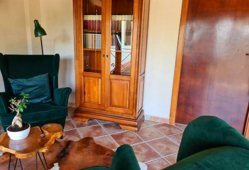 Hotel Tenuta Convivium Cuma