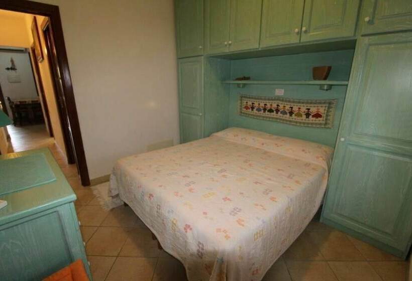 בית מלון כפרי Villetta Baia Santa Reparata 725