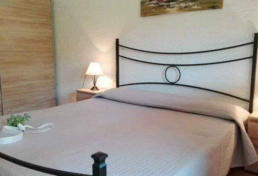 ホテル Villetta Baia Santa Reparata 725